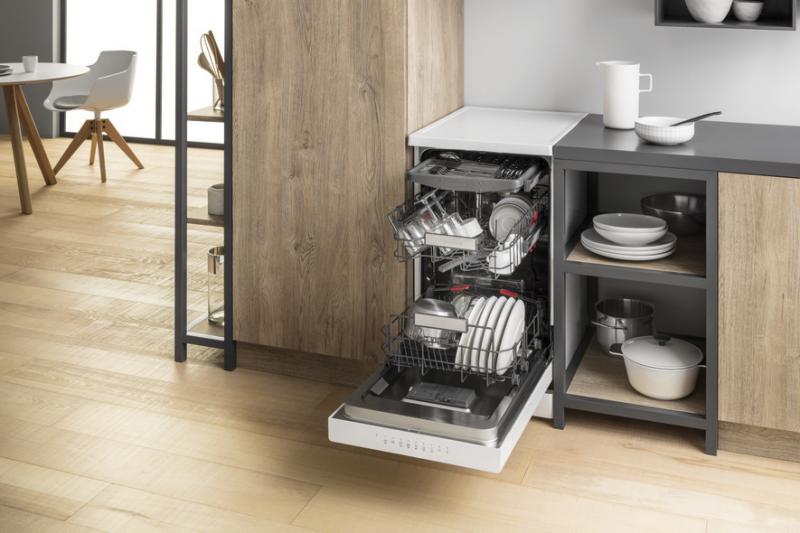 Bauknecht BSFO 3O23 PF Spülmaschine eingebaut